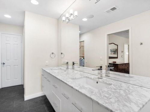 504 Dunwoody Chace, Atlanta GA 30328-6009 exterior