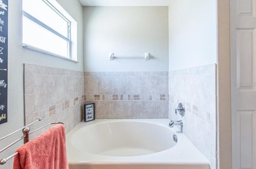 11330 Callaway Pond Dr, Riverview FL 33579-2347 exterior