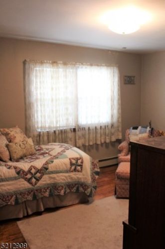 148 Columbus Ave, Hasbrouck Heights NJ 07604-1621 exterior