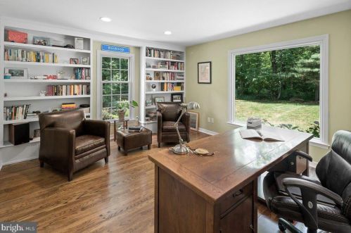 1873 Stuart Rd, Princeton NJ 08540-1219 exterior