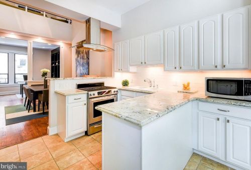 1004 22nd St, Washington DC  20037-1806 exterior