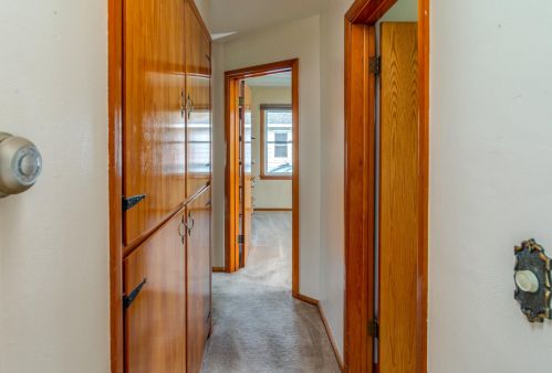 559 Oakcrest St, Wyoming MI exterior