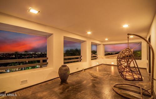 15254 12th St, Phoenix AZ  85022-3805 exterior