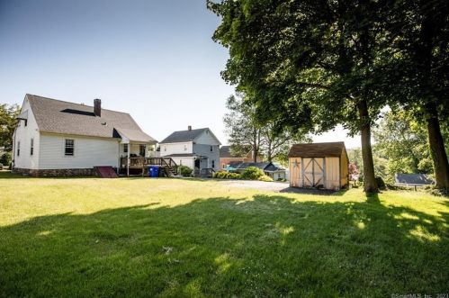 96 Wallace Row, Wallingford CT 06492-3137 exterior