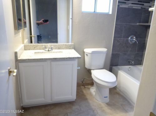 10238 Prospect Vista Way, Tucson AZ  85747-5149 exterior