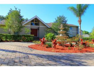 5344 Foxhunt Dr, Zephyrhills, FL 33543-4245