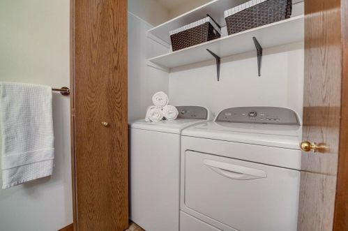 6014 Dell Dr, Madison WI  53718-8200 exterior