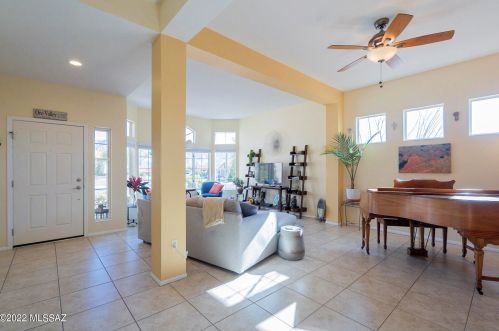 2261 Gerbera Way, Tucson AZ 85755-7167 exterior