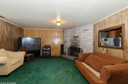 12256 Harvard Ave, Chicago IL 60628-6509 exterior