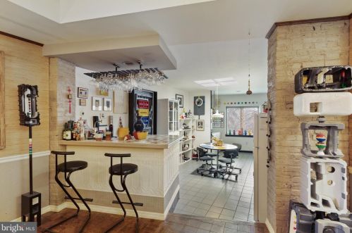 1005-07 2nd St, Philadelphia PA exterior