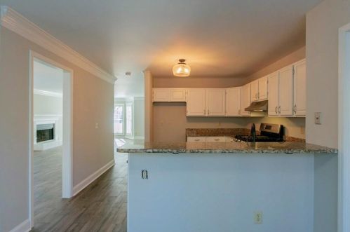 8913 Carroll Mnr Dr, Atlanta GA 30350-2080 exterior