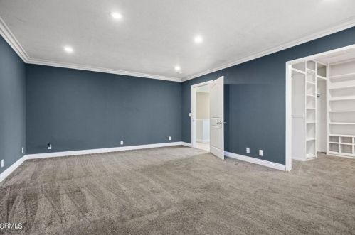 1950 Sutter Pl, Oxnard CA  93033-5633 exterior