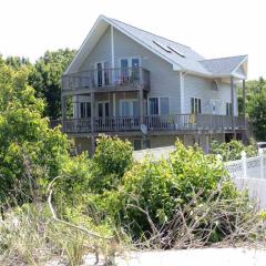 2675 Bay Dr, Miami Beach, NJ 08251-1203