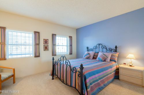 1029 Paseo Del Prado, Green Valley AZ 85614-2059 exterior