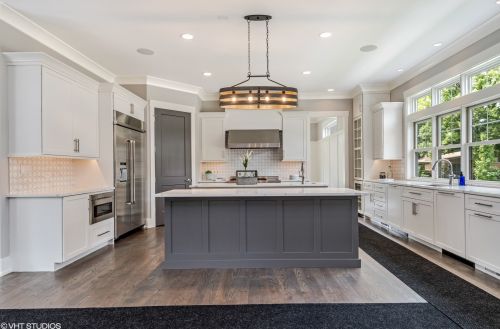 625 Linden Ave, Elmhurst IL 60126-4539 exterior