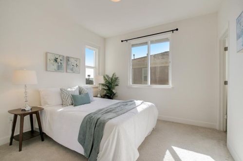 1919 Mccandless Dr, Milpitas CA 95035-8048 exterior