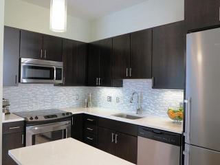 1350 Florida Ave, Washington DC  20009-4808 exterior