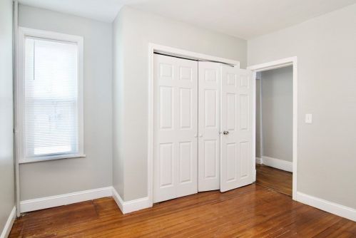 29 Marble St, Springfield MA 01105-2209 exterior