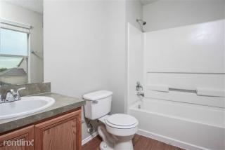 9722 Michelle Dr, Dallas TX  75217-8294 exterior