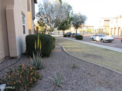 5432 Albeniz Pl, Phoenix AZ 85043-1971 exterior