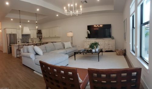 7956 Cordoba Pl, Naples FL 34113-8747 exterior