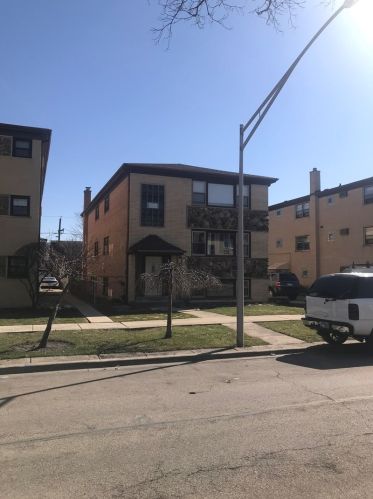 2429 77th Ct, Chicago, IL 60707-2502