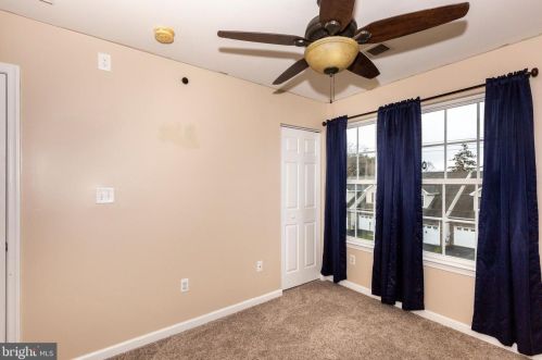 711 Grant Dr, Hanover PA  17331-2079 exterior