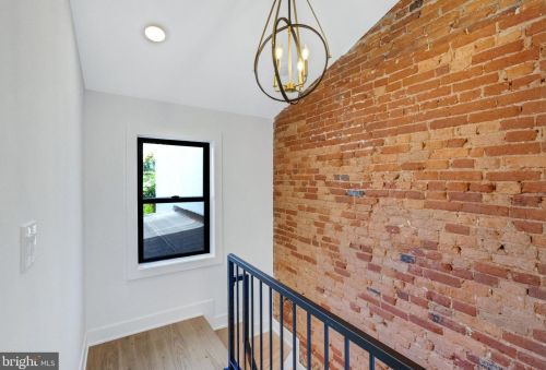 758 24th St, Philadelphia PA  19130-2542 exterior