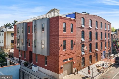 833 Bainbridge St, Philadelphia PA  19147-2009 exterior