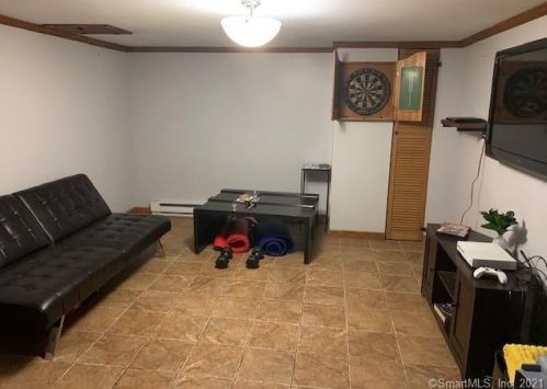 34 Laurel Dr, Killingly CT 06241-2217 exterior