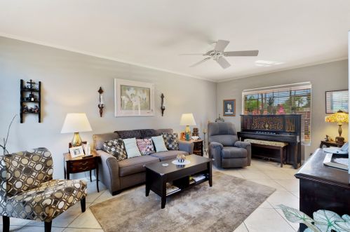 3107 17th Ave, Phoenix, AZ 85015-5803