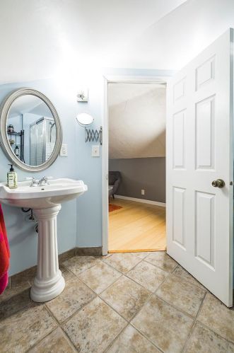 1657 Charles Ave, Saint Paul MN 55104-2226 exterior