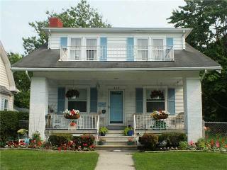418 Dudley St, Maumee, OH 43537-3410