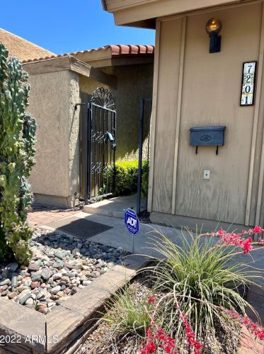 7201 15 Pl, Phoenix AZ 85024-3625 exterior
