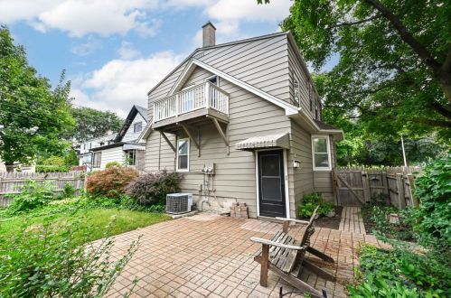 2819 Howell Ave, Milwaukee WI 53207-2054 exterior