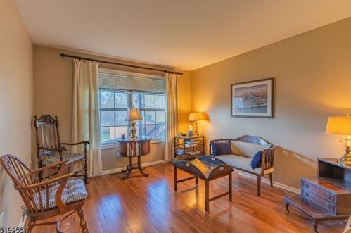 1 Davenport Pl, Morristown NJ 07960-6570 exterior