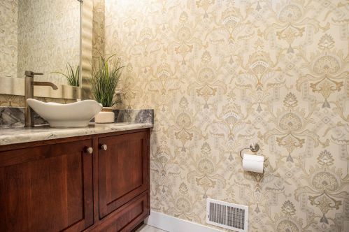 7180 Inverness Dr, Kalamazoo MI 49009-3935 exterior