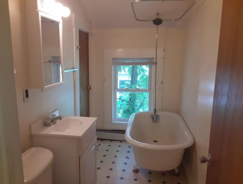 56 St, Ware MA 01082-1032 exterior