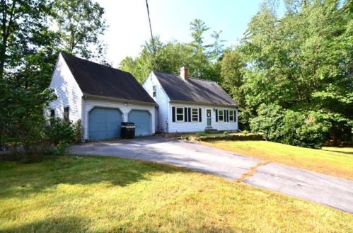 15 Hooksett Tpke, Concord, NH 03304-4415