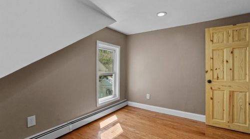 107 Bernon St, Providence RI  02908-3721 exterior