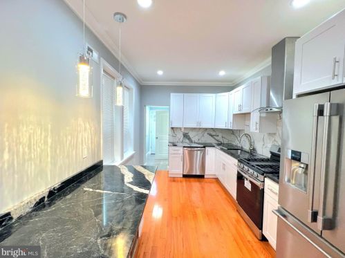 2878 Cedar St, Philadelphia PA  19134-4230 exterior