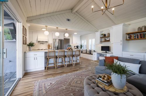 1962 Elinora Dr, Concord CA  94523-2828 exterior