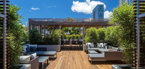 888 Kapiolani Blvd, Honolulu HI 96813-5210 exterior