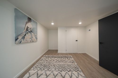 110 Briarwood Dr, Pittsburgh PA  15235-4301 exterior