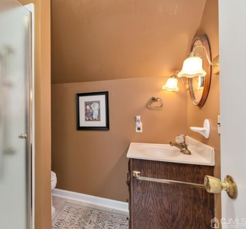 46 Lincoln Ave, Edison NJ exterior