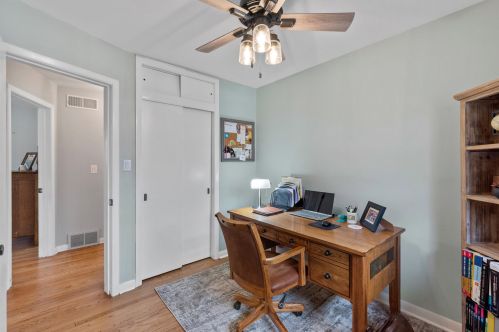 2886 94th St, Milwaukee WI  53227-3304 exterior