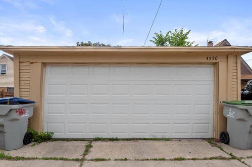 4550 41st St, Milwaukee WI  53209-5818 exterior