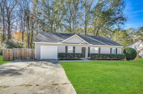 3060 Garnet Way, Atlanta GA  30349-8439 exterior