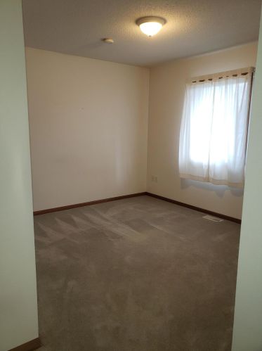 1335 3 Mile Rd, Grand Rapids MI 49505-3425 exterior