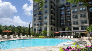 1900 Yorktown St, Houston TX  77056-4113 exterior